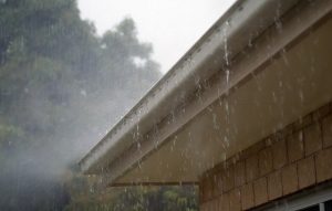 cedarburg gutter repair & installation of seamless gutters